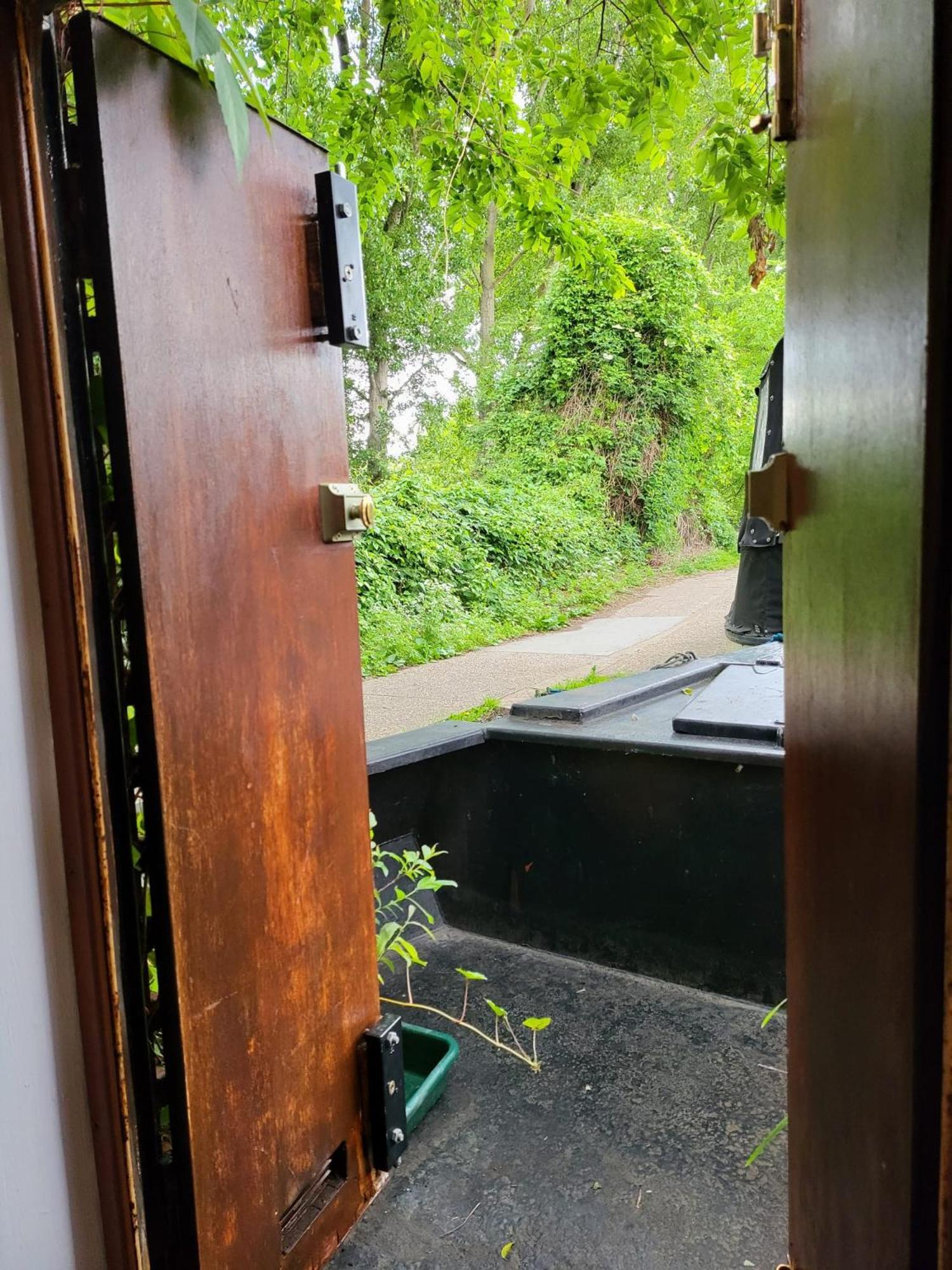 Lovely Canal Boat In Little Venice For Family & Friends London Exterior foto