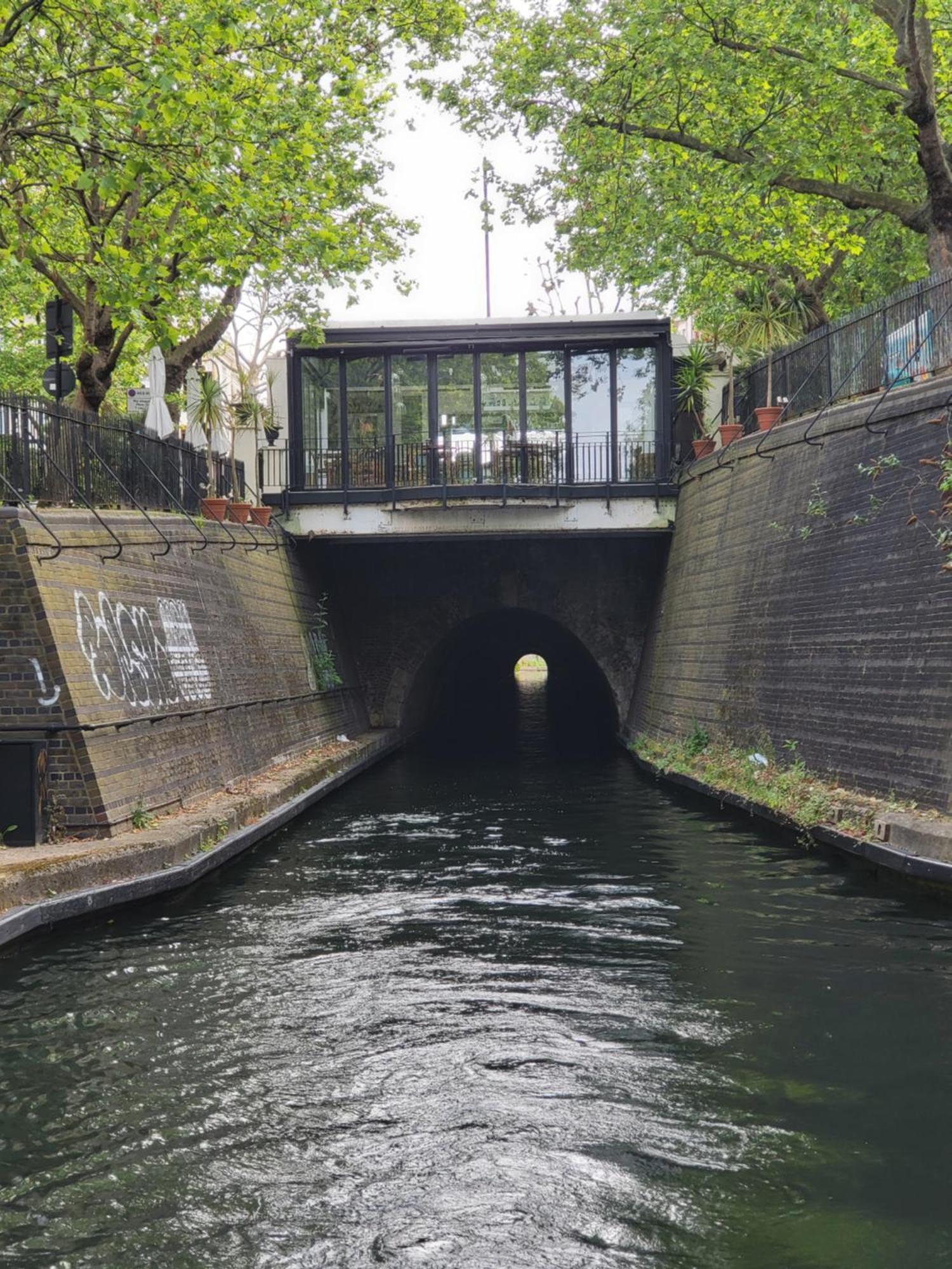 Lovely Canal Boat In Little Venice For Family & Friends London Exterior foto