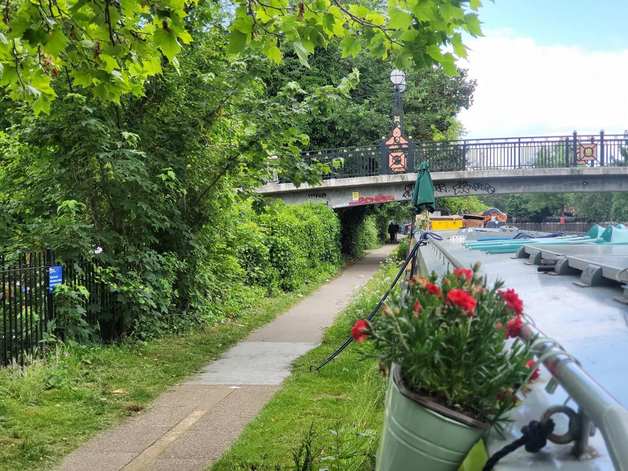 Lovely Canal Boat In Little Venice For Family & Friends London Exterior foto